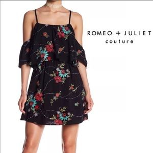 Romeo & Juliet Couture Dresses - NWT Romeo & Juliet Couture Floral Dress Small Romeo & Juliet Couture Dresses - NWT Romeo & Juliet Couture Floral Dress Small